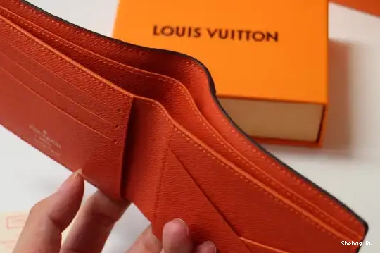 WALLET MULTIPLE LOUIS VUITTON 0707